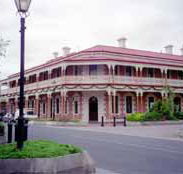Jens Town Hall Hotel - Inverell Accommodation
