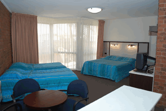 Lakes Central Hotel - Inverell Accommodation 1