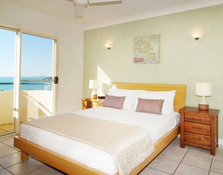 Airlie Beach QLD Inverell Accommodation