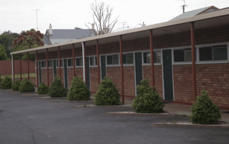 Le Cavalier Court Motel - Inverell Accommodation 2