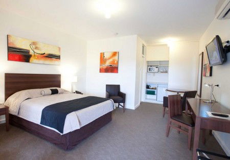 Standpipe Golf Motor Inn - Inverell Accommodation 3