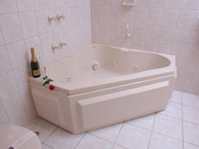 Hume Villa Motor Inn - Inverell Accommodation 4