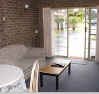 Southern Cross Holiday Apartments - Inverell Accommodation