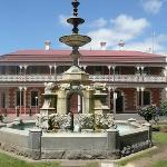 Jens Town Hall Hotel - Inverell Accommodation 2