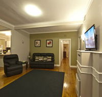 Oxford Holiday House - Inverell Accommodation