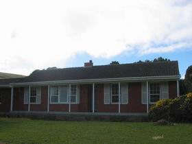 Red Brick Sea Retreat - Inverell Accommodation 0