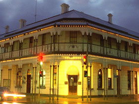 Mount Gambier Hotel - Inverell Accommodation 0