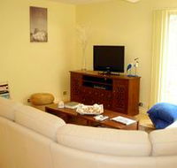 The Liteva Beach House - Inverell Accommodation