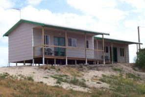 Lake Saint Clair Nature Retreat - Inverell Accommodation 2