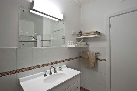 Oxford Holiday House - Inverell Accommodation 4