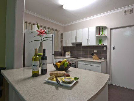 Oxford Holiday House - Inverell Accommodation 5