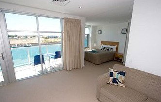 Wallaroo Marina Apartments - Inverell Accommodation 3