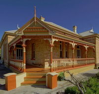 Myras Moonta Retreat - Inverell Accommodation