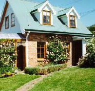 Conmel Cottage - Inverell Accommodation