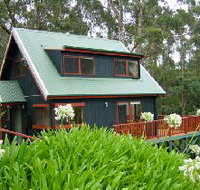 Tree Tops Cascades - Inverell Accommodation