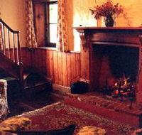 McCauley's Cottage - Inverell Accommodation