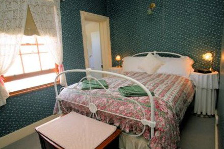 Wilmot Arms Inn - Inverell Accommodation 2