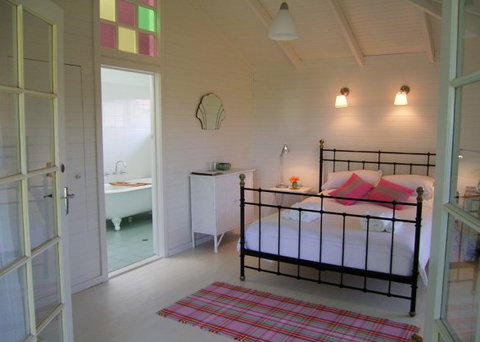 Huskisson Bed & Breakfast - Inverell Accommodation 1