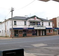 Globe Hotel Bombala - Inverell Accommodation