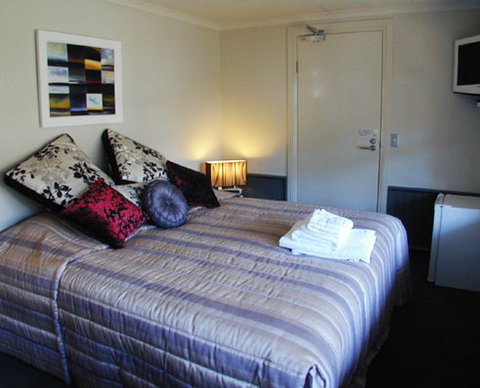 Pure Chalet - Inverell Accommodation 1