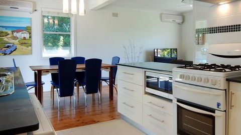 Beach Kharma Cottage - Inverell Accommodation 1