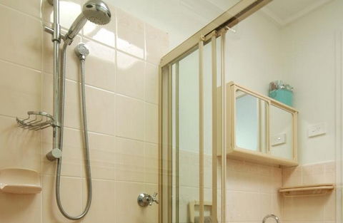 Beach Kharma Cottage - Inverell Accommodation 5