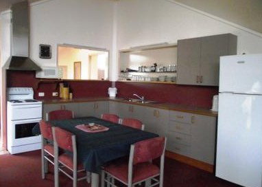 R And R - Holiday Home - Inverell Accommodation 4