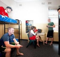 Maze Backpackers And Cb Hotel - Inverell Accommodation