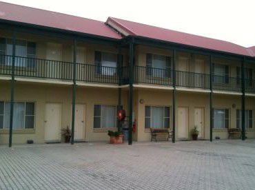 Golden Guitar Motor Inn - Inverell Accommodation 1