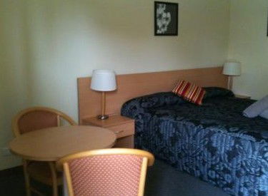 Golden Guitar Motor Inn - Inverell Accommodation 2