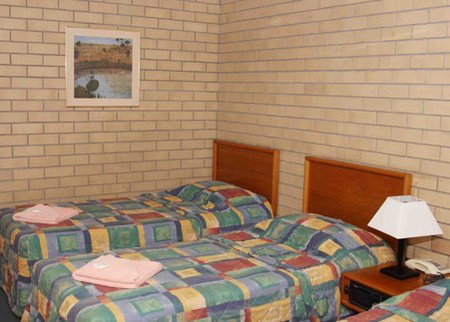 Gunsynd Motor Inn - Inverell Accommodation 0