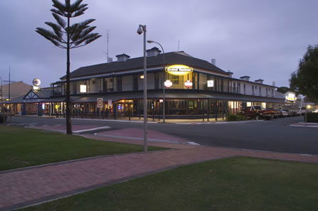 Grand Tasman Hotel - Inverell Accommodation 0