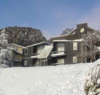 Kilimanjaro Ski Apartments - Inverell Accommodation