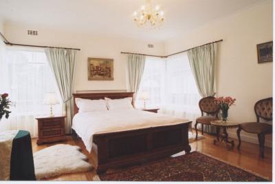 Blackburn VIC Inverell Accommodation