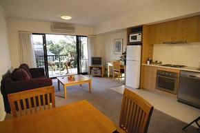 Quest Mont Albert - Inverell Accommodation 0