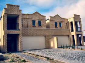Blue Water Villas - Inverell Accommodation 0