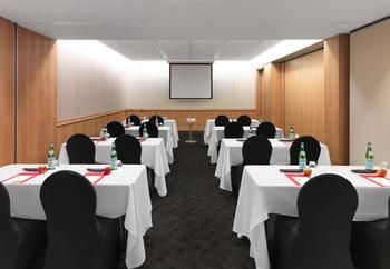 Courtyard By Marriott Sydney-North Ryde - Inverell Accommodation 33