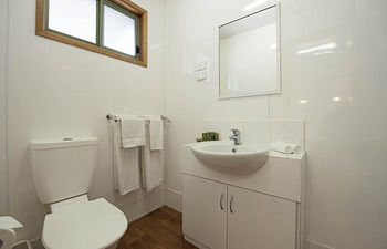 Nitmiluk Chalets - Inverell Accommodation 0