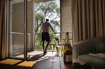 Cicada Lodge - Inverell Accommodation 17