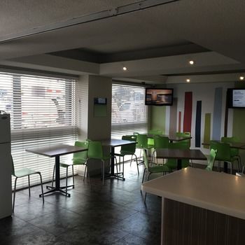 Ibis Budget Fawkner - Inverell Accommodation 8