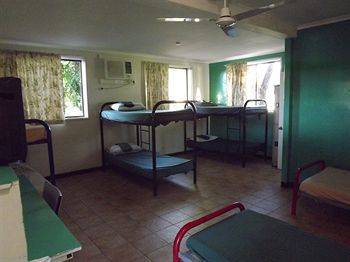 Palm Court Budget Motel Hostel/Backpackers - Inverell Accommodation 5