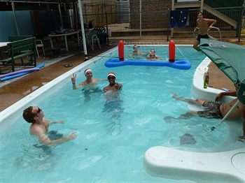 Palm Court Budget Motel Hostel/Backpackers - Inverell Accommodation 8