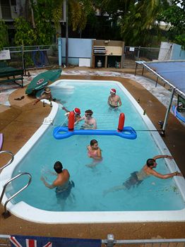 Palm Court Budget Motel Hostel/Backpackers - Inverell Accommodation 11