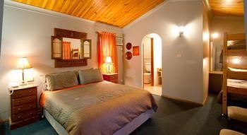Riverwood Downs Mountain Valley Resort - Inverell Accommodation 12