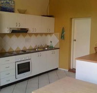 Sinclairs City Hostel - Inverell Accommodation