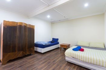 The Village Glebe - Hostel - Inverell Accommodation 0