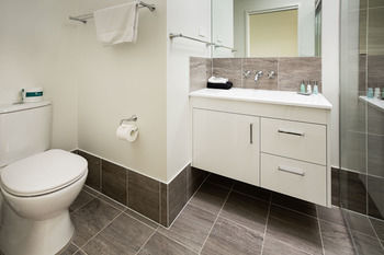 Wallsend Executive Apartments - Inverell Accommodation 4