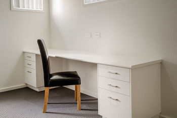 Wallsend Executive Apartments - Inverell Accommodation 9