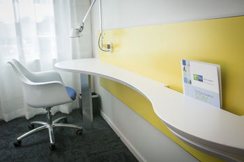 Holiday Inn Express Sydney Macquarie Park - Inverell Accommodation 0