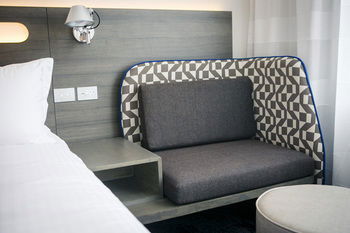 Holiday Inn Express Sydney Macquarie Park - Inverell Accommodation 1
